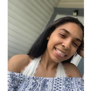 Meet your Posher, Marina